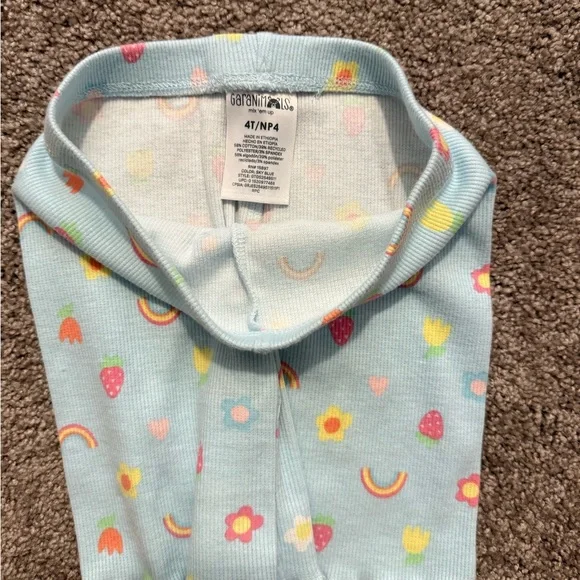 🌼5/$10🌼Flower Market Shorts Set - White and Blue 4t - Picture 4 of 4